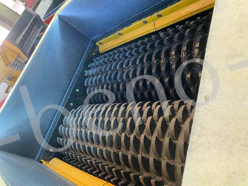 vertical-shaft-impact-crusher-price.jpg